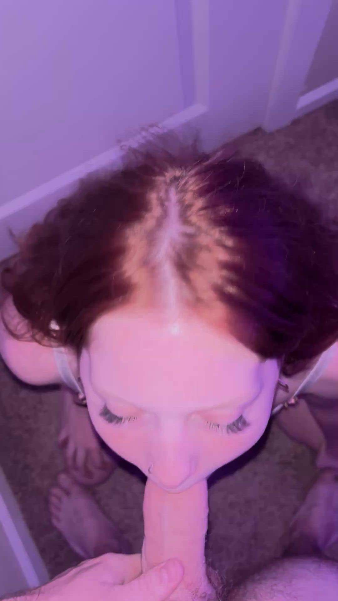 Blowjob porn video with onlyfans model that_redhead27 <strong>@that_redhead27</strong>