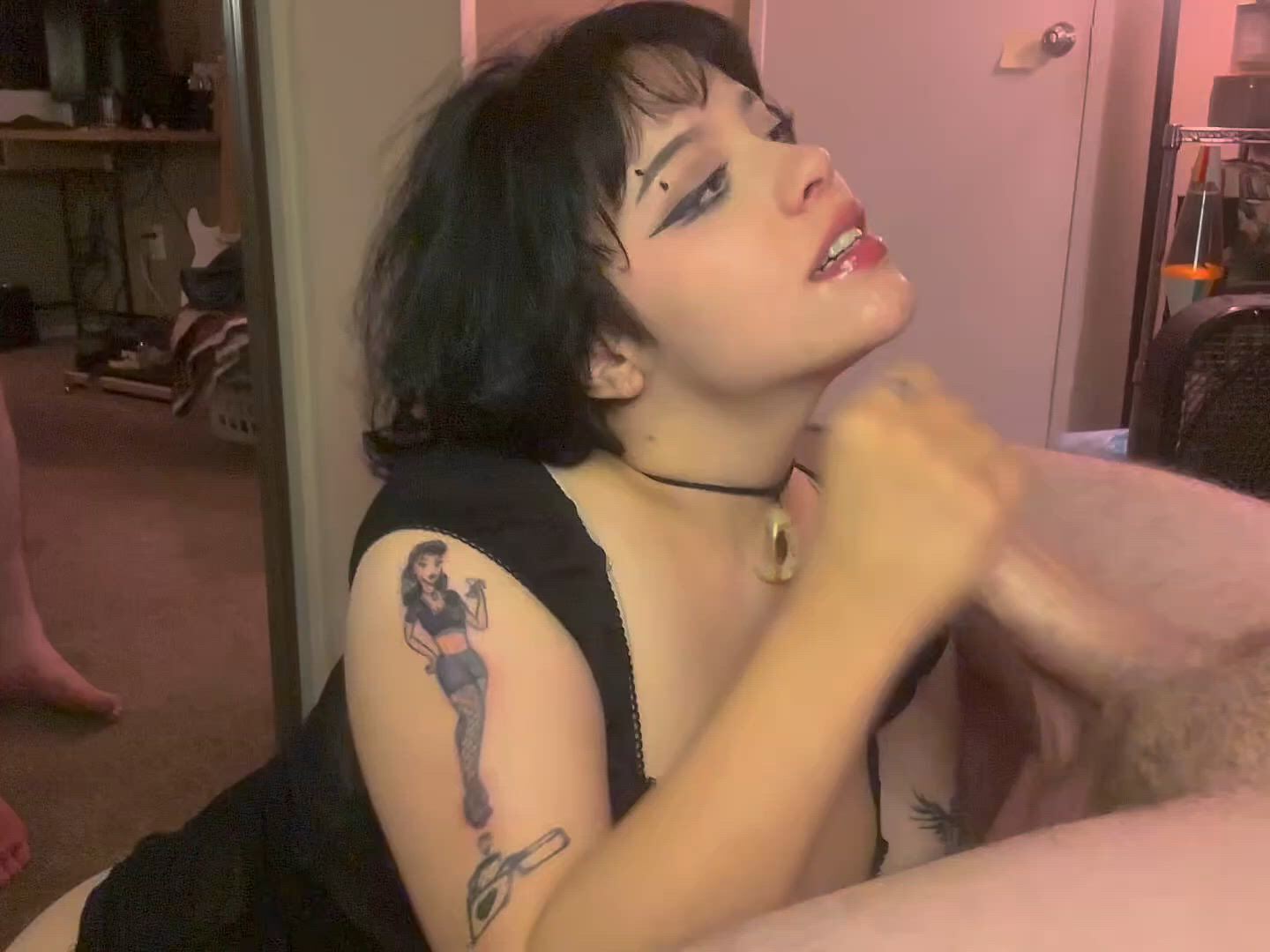 Amateur porn video with onlyfans model fullyaquadic <strong>@fullyaquadic</strong>