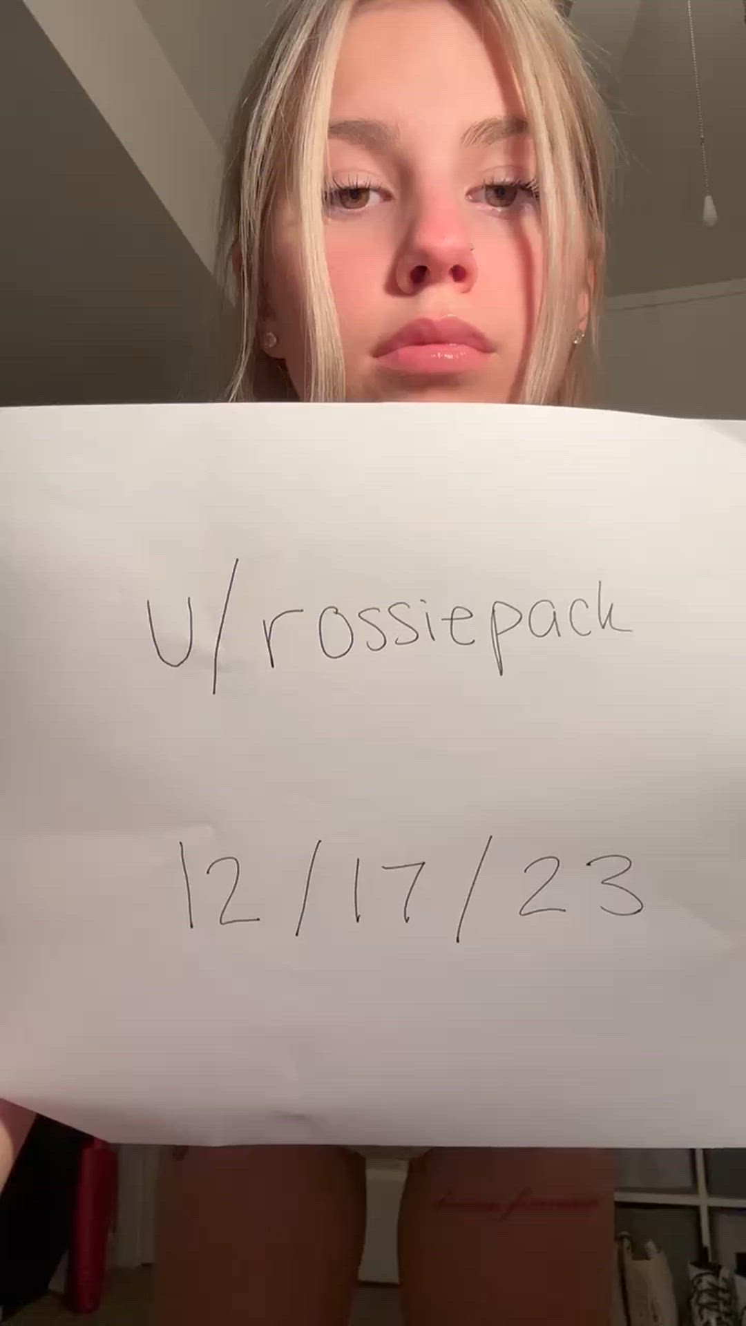 Teen porn video with onlyfans model brynnxbanksx <strong>@brynnxbanks</strong>