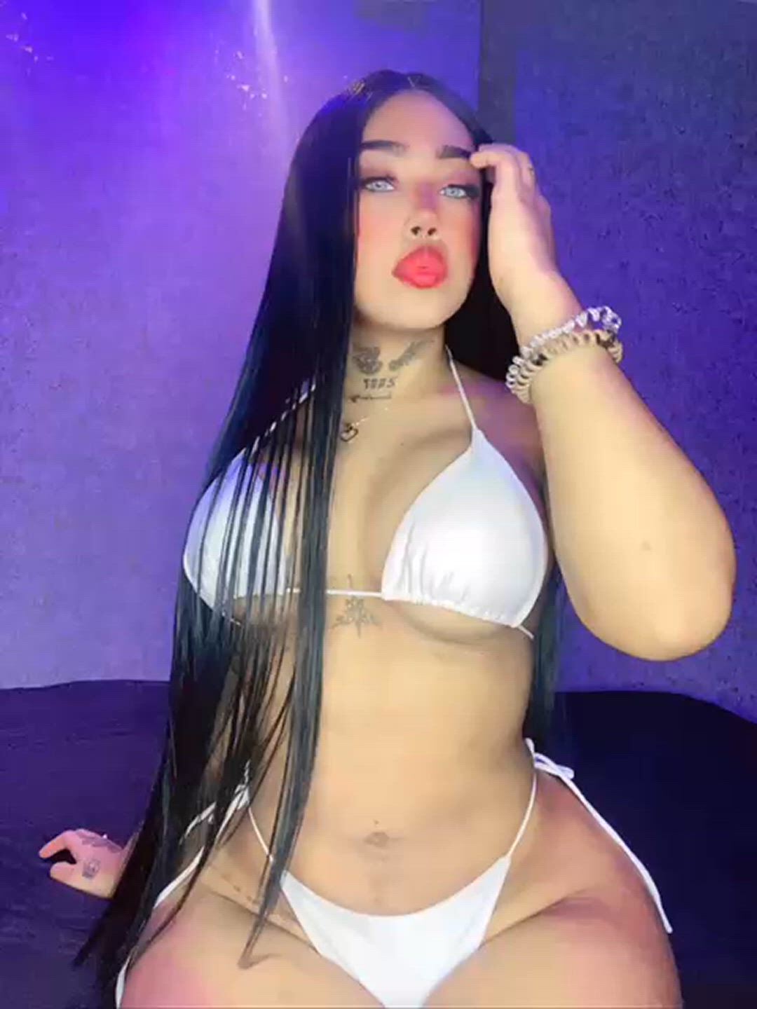 Amateur porn video with onlyfans model alexxawilliams33 <strong>@alexxxa69will</strong>