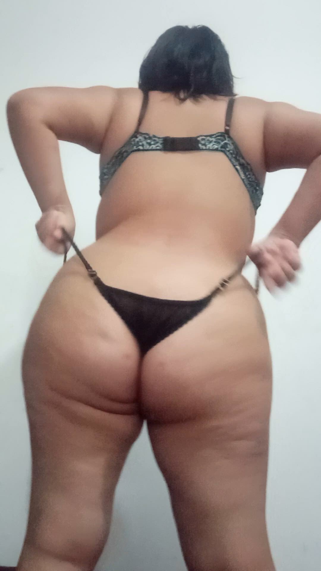 Big Ass porn video with onlyfans model brunamilf <strong>@brun4_free</strong>