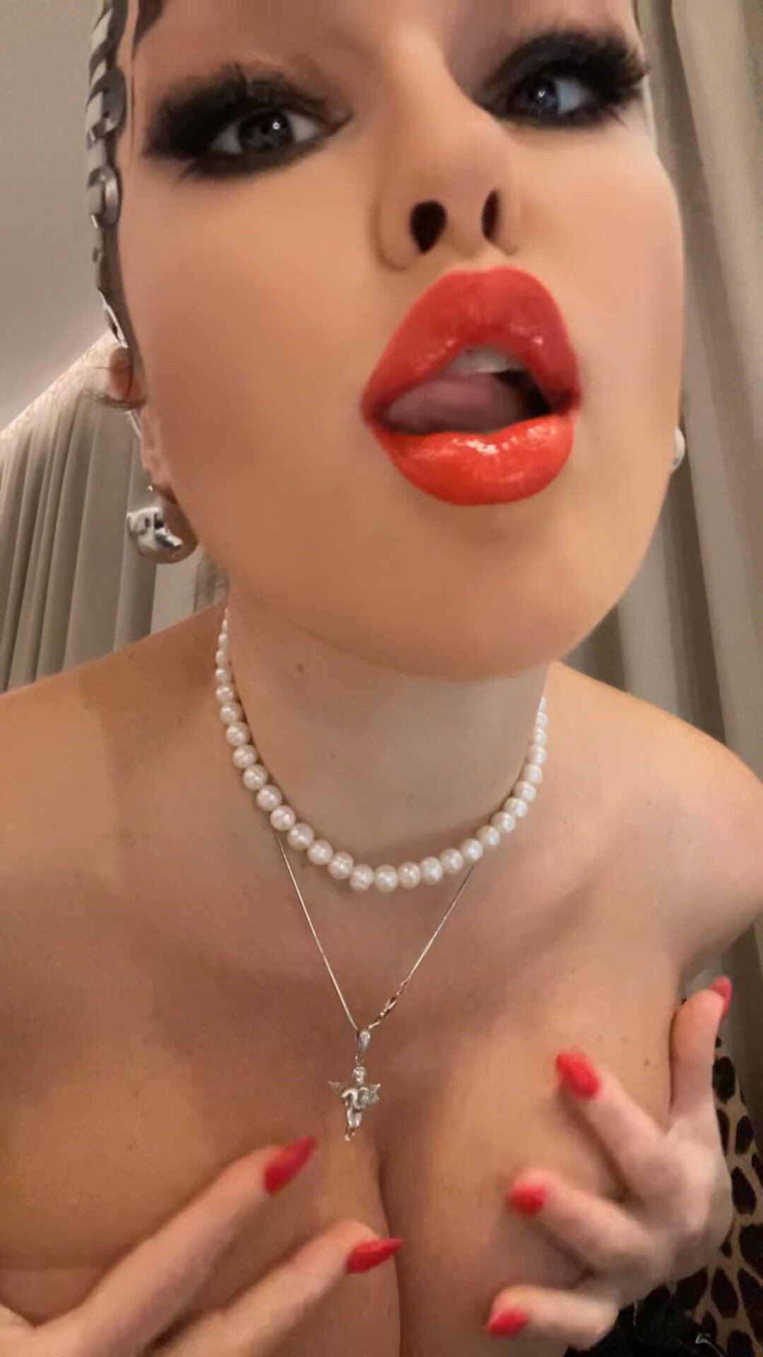 Big Tits porn video with onlyfans model misskatex <strong>@katushasexy</strong>